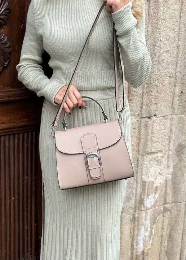Сумка Bella Bertucci пудрова Сумка Bella Bertucci пудрова