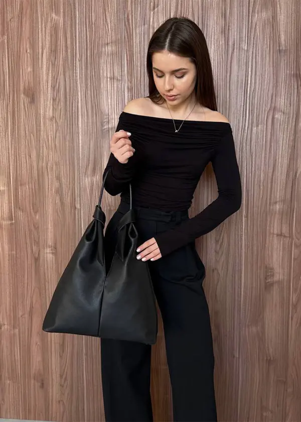 Сумка Bella Bertucci чорна 
